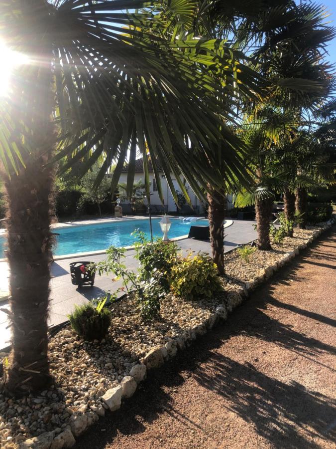 Villa Bergerac Avec Piscine Eksteriør billede